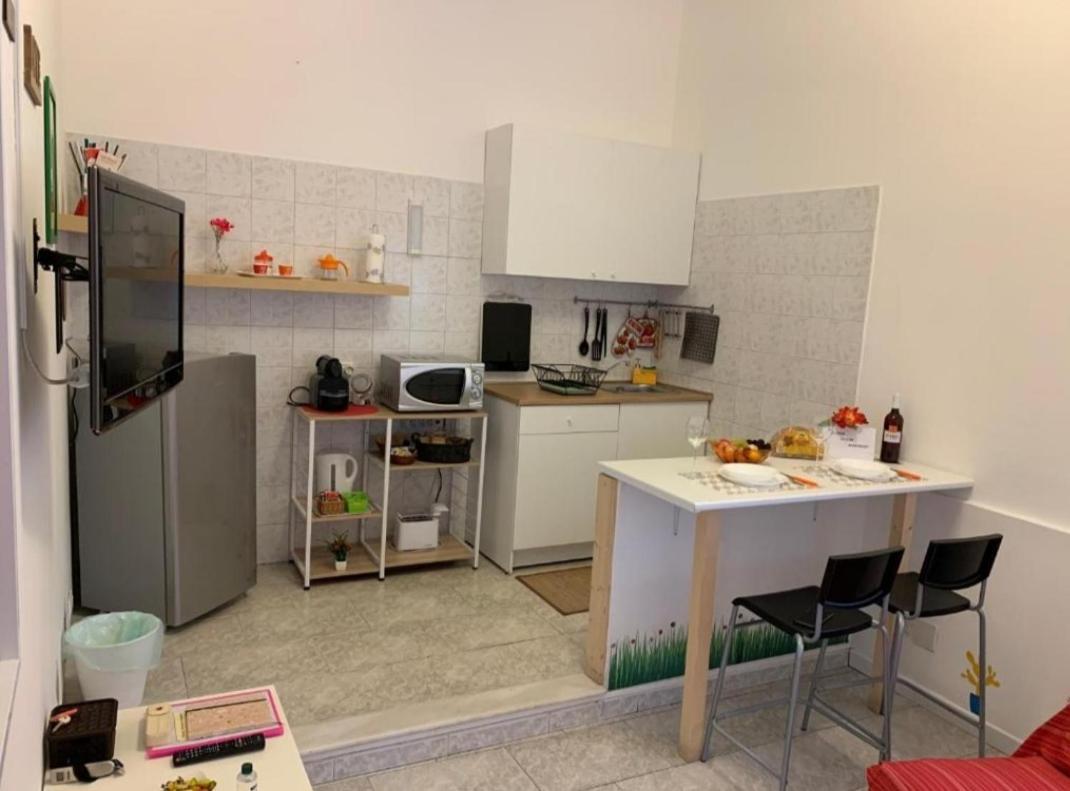 Appartamento The Airport House Catania Esterno foto