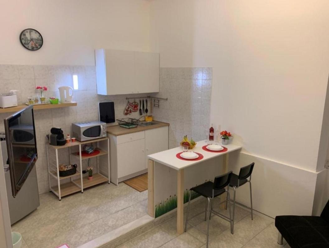 Appartamento The Airport House Catania Esterno foto